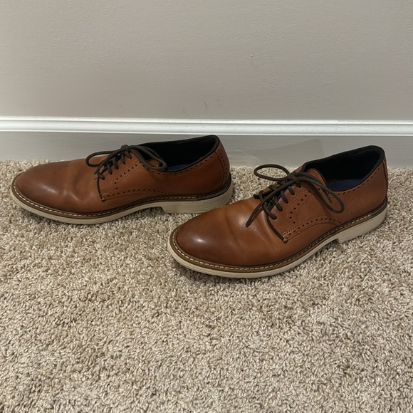 Mens Cole Haan brown dress shoes - Picture 3 of 3